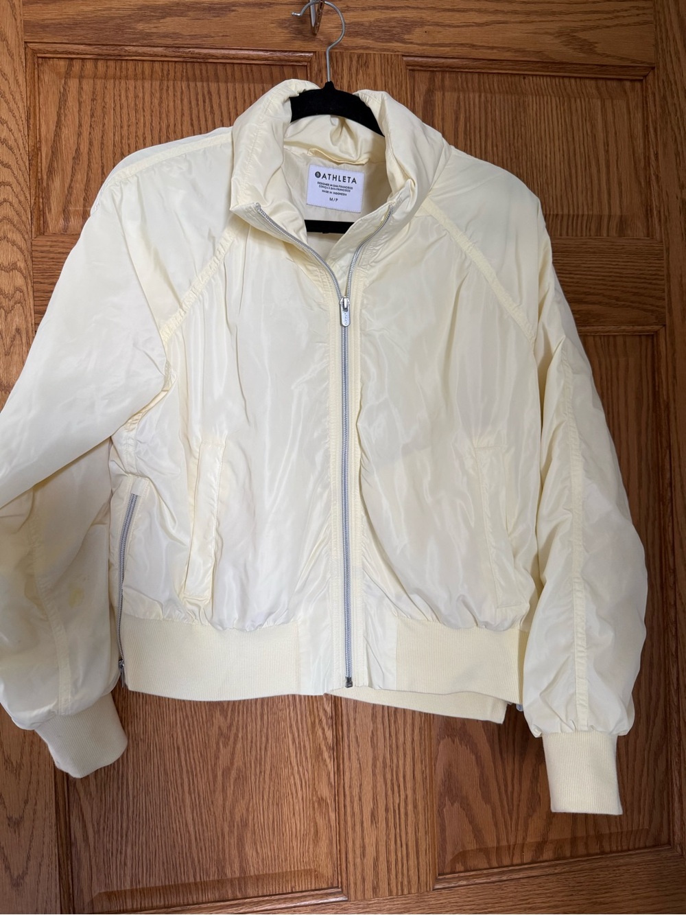 Athleta Pale Yellow Lightweight Zip Puffer Jacket